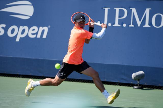 开云下载-吴易昺再创历史！ 逆转进美网32强 静候世界第一