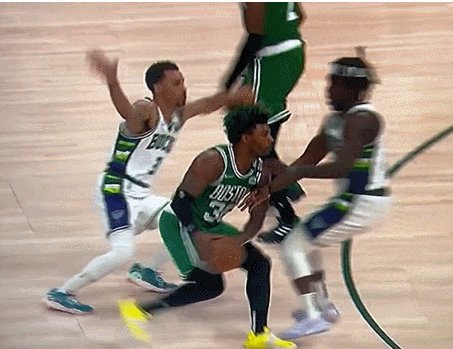 斯马特三罚变两罚？乌度卡：糟糕的错判和漏判